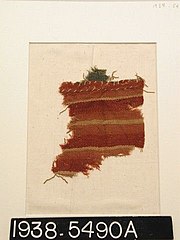 Fragment with 4 red shaded bands, Yale University Art Gallery, inv. 1938.5490