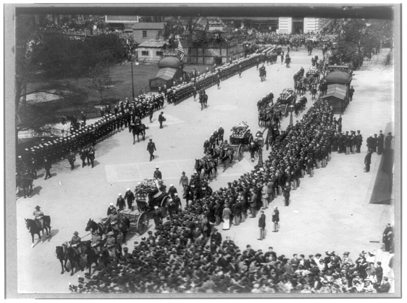 File:Funeral of Vera Cruz dead passing City Hall, New York LCCN2002718110.jpg