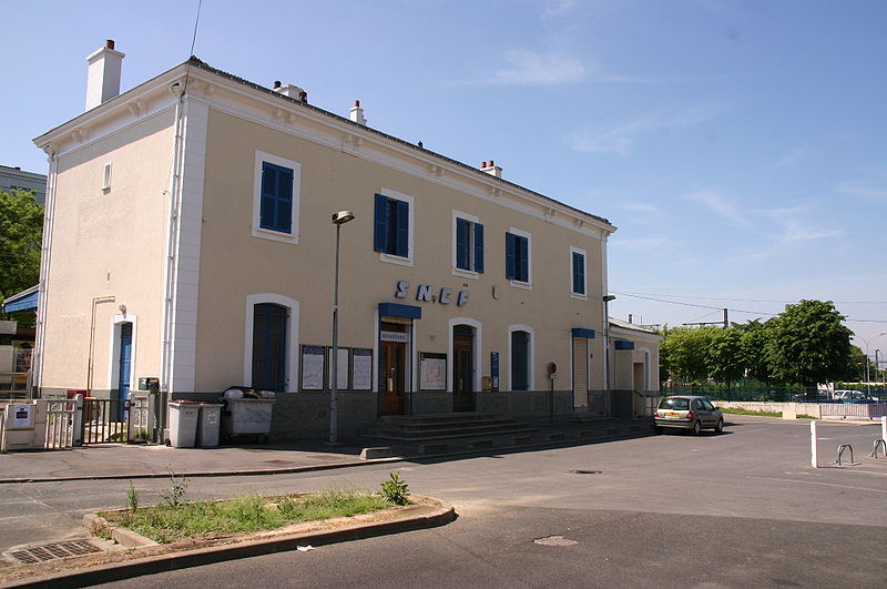 File:Gare de Ris-Orangis IMG 4735.JPG