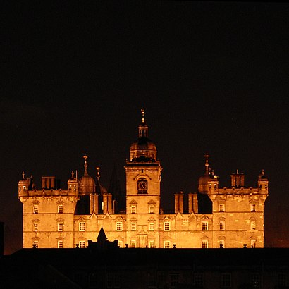 How to get to George Heriot's School with public transport- About the place