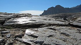 Striations Glacial at Taboose Pass.JPG