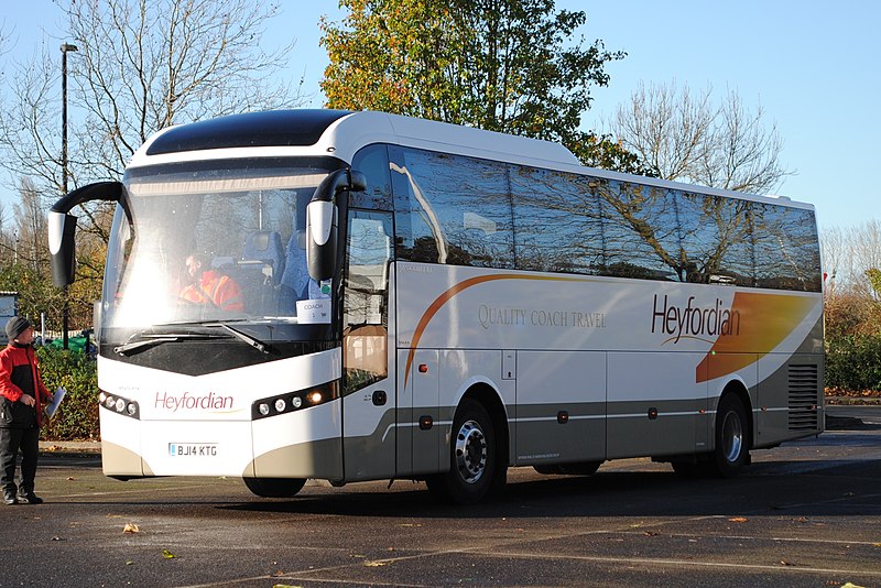 File:HEYFORDIAN Bicester - Flickr - secret coach park.jpg