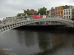 Ha'pennybridge.JPG