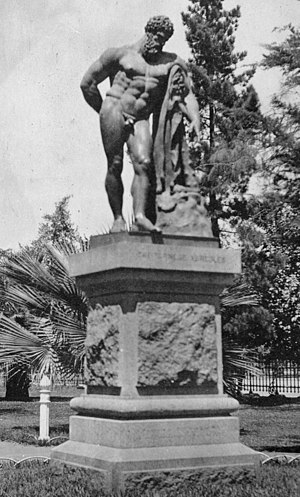 Hercules Statue Adelaide.jpeg