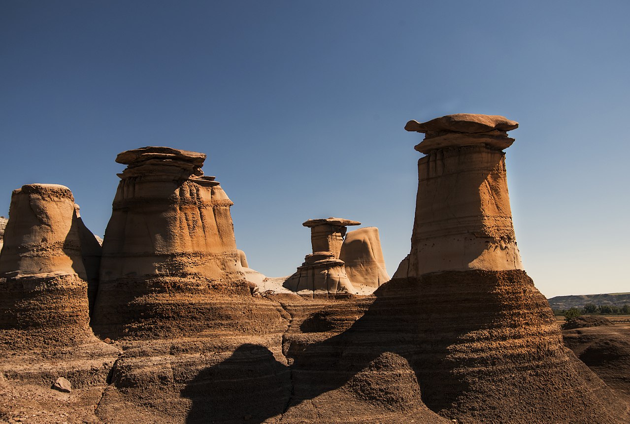 Hoodoos,_Drumheller,_Alberta