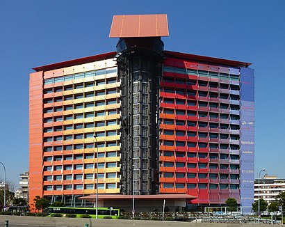 Cómo llegar a Hotel Puerta de América en transporte público - Sobre el lugar