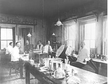 The laboratory of the Hygienic Laboratory, a predecessor of the National Institutes of Health, in the top floor of the Butler Building around 1899 Hygienic Laboratory Butler Building 1899.jpg