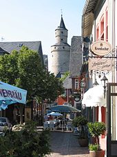 Blick aus der Altstadt auf den Hexenturm