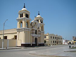 Kostel a karmelitánský klášter v Chocopu