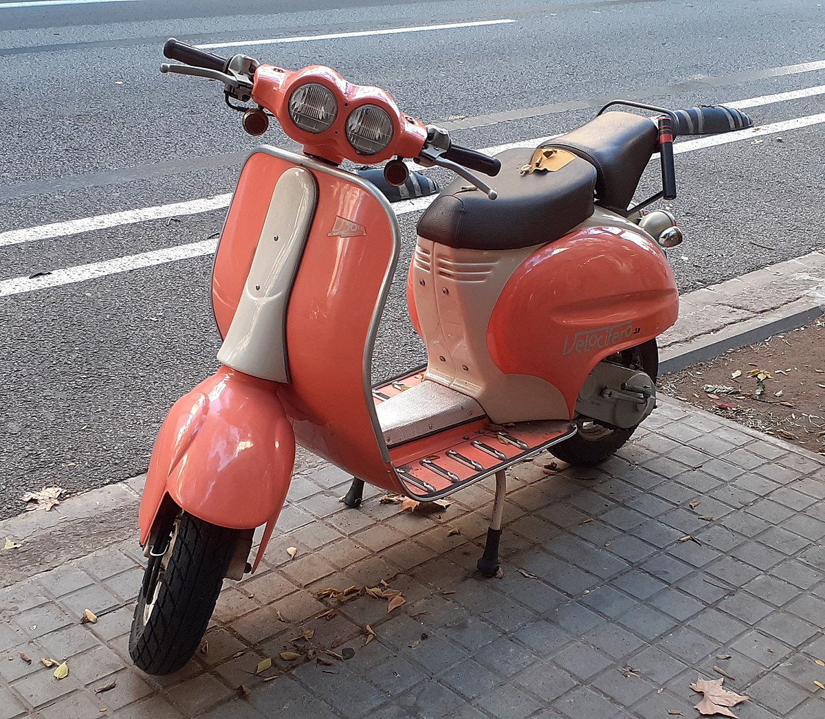 Moped – Wiktionary