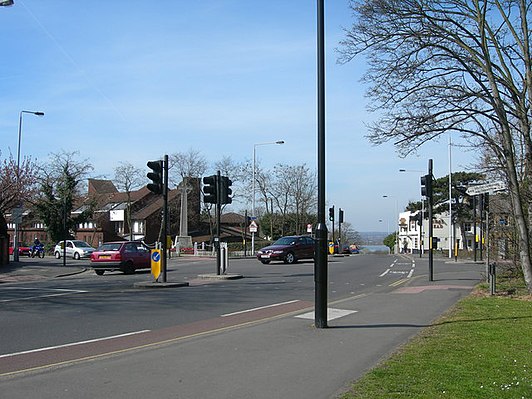 Junction of The Green, Kings Head Hill and The Ridgeway, Chingford - geograph.org.uk - 390486.jpg