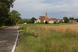 Königshofen an der Heide, view of the village with the Evangelical Lutheran parish church