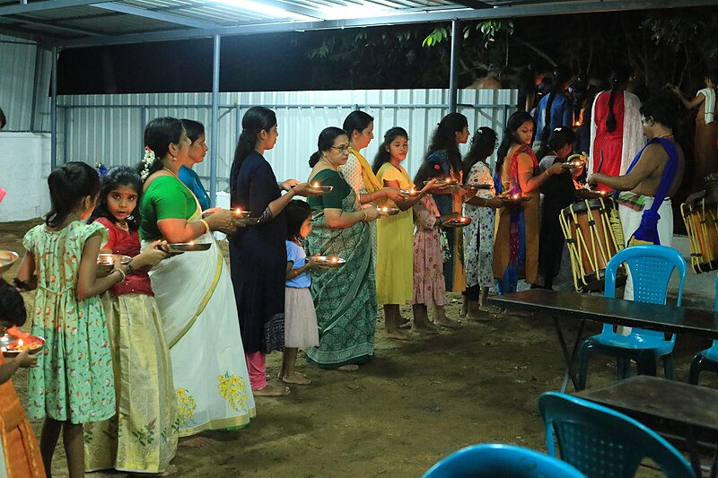 File:Kalampattu at Kalathil Sree Rudhiramala Bhagavathy Temple-5.jpg