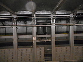 File:WB 7 train at Mets-Willets Pt.jpg - Wikimedia Commons