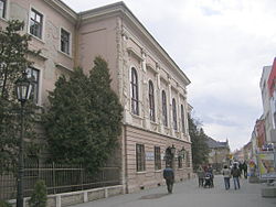 A régi vármegyeháza épülete Komáromban