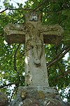 Končiny (u Jablonce nad Jizerou) - pískovcový kříž poblíž čp. 56 (2).jpg