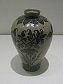 Korean porcelain-Goryeo-Maebyong-01.jpg