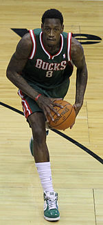 Larry Sanders in een Milwaukee Bucks-wedstrijd tegen de Washington Wizards in maart 2011