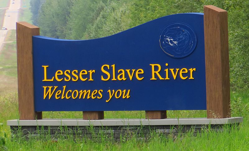 File:Lesser slave river MD sign.jpg