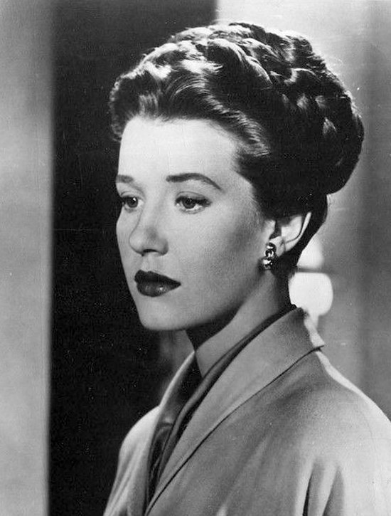 Image: Lois maxwell in The Dark Past movie