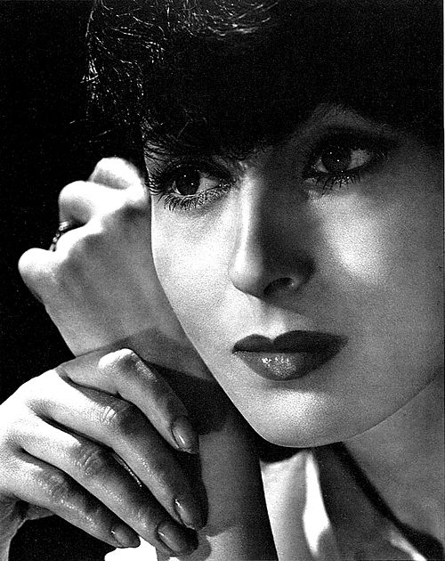 Rainer publicity photo in 1936