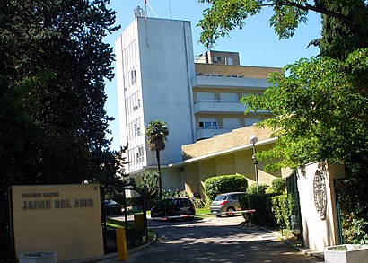 Cómo llegar a Colegio Mayor Universitario ""Jaime Del Amo"" en transporte público - Sobre el lugar