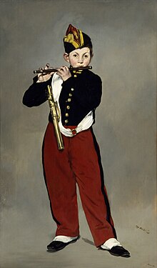 Vojenský fife hráč, stojící, pytlovité kalhoty, v modré, bílé a červené barvě.  Neutrální pozadí bez kreslení