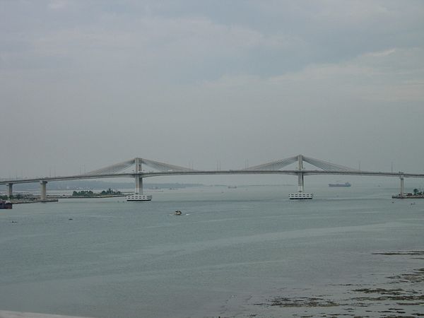 Marcelo Fernan Bridge over the Mactan Channel, viewed from the Mactan–Mandaue Bridge.