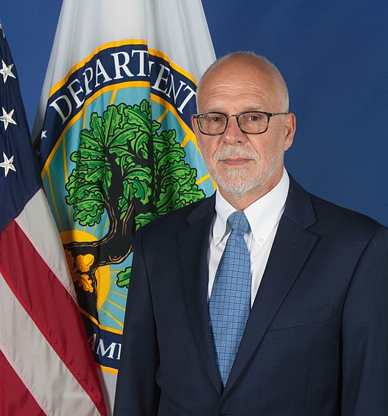 File:Mark Schneider official photo.jpg