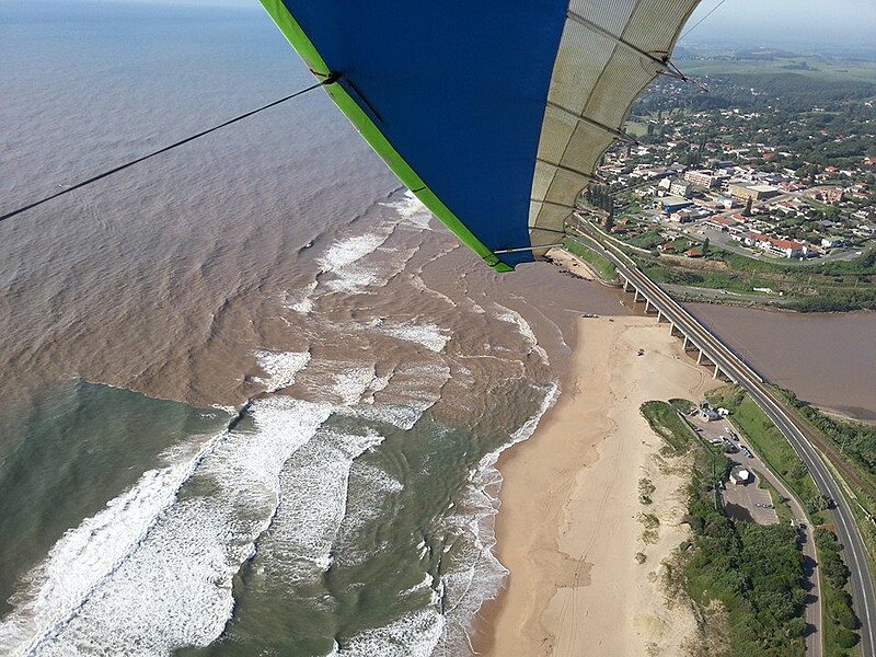 File:Microlight over umkomaas.jpg