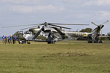 Un Mil Mi-24 tchèque sur la base lors d'un meeting en 2009.