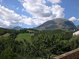 Montefortino, vedere la Muntele Sibilla.JPG