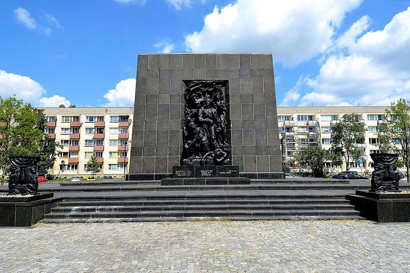 File:Monument to the Ghetto Heroes in Warsaw 05.JPG