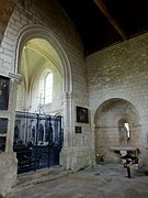 Croisillon nord, chapelle gothique et absidiole.