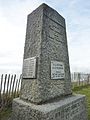 Dunes de Mousterlin : le monument en hommage aux fusillés du 15 mai 1944 2.