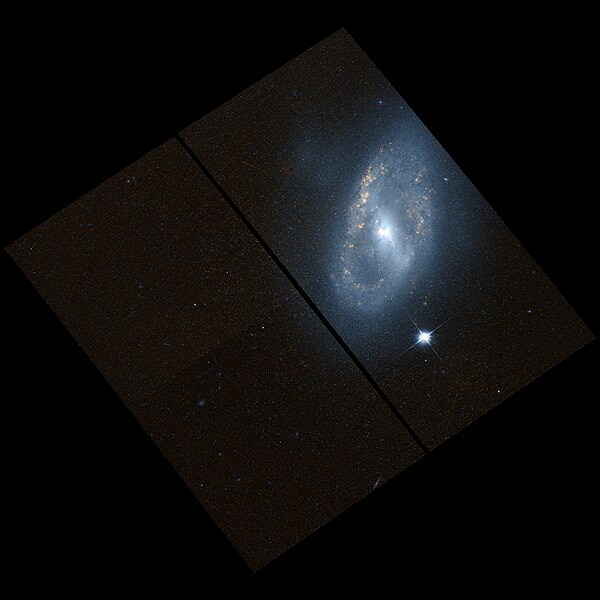 File:NGC3729-hst-R658GB814.jpg