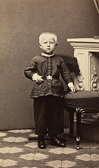 Nansen in 1865 (age 4)