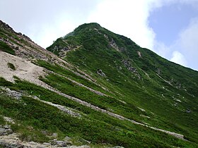 Uitzicht op de berg Neishi vanaf de berg Higashi-Tengu.