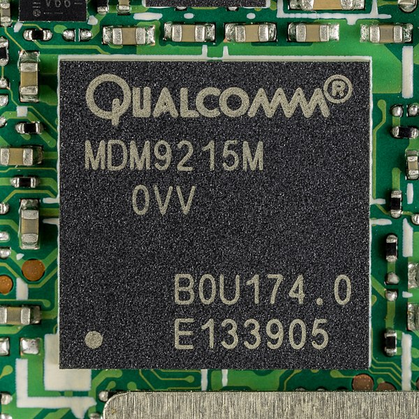 File:Nexus 7 (2013) - main board - Qualcomm MDM9215M-9725.jpg