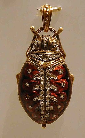 Pendant watch in shape of beetle, Switzerland 1850–1900 gold, diamond, enamel