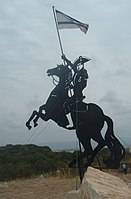 Monument voor Napoleon op de naar hem vernoemde heuvel