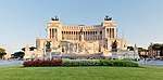 Piazza Venezia - Il Vittoriano.jpg