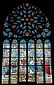 Église paroissiale Saint-Pierre, vitrail : maîtresse-vitre, donation des clefs du Paradis à saint Pierre par le Christ.
