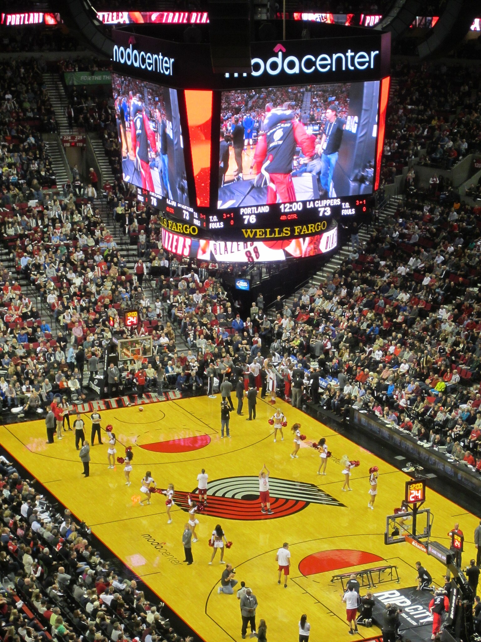 Moda Center - Wikipedia