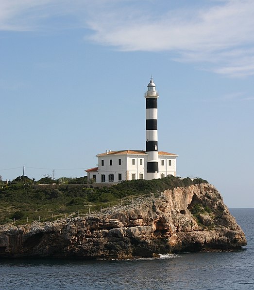 File:Punta de ses Crestes.JPG