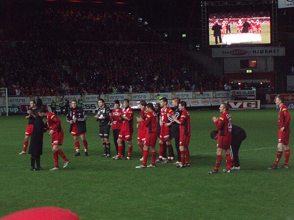 SK Brann celebrates their second-place finish in 2006 after a victory over HamKam