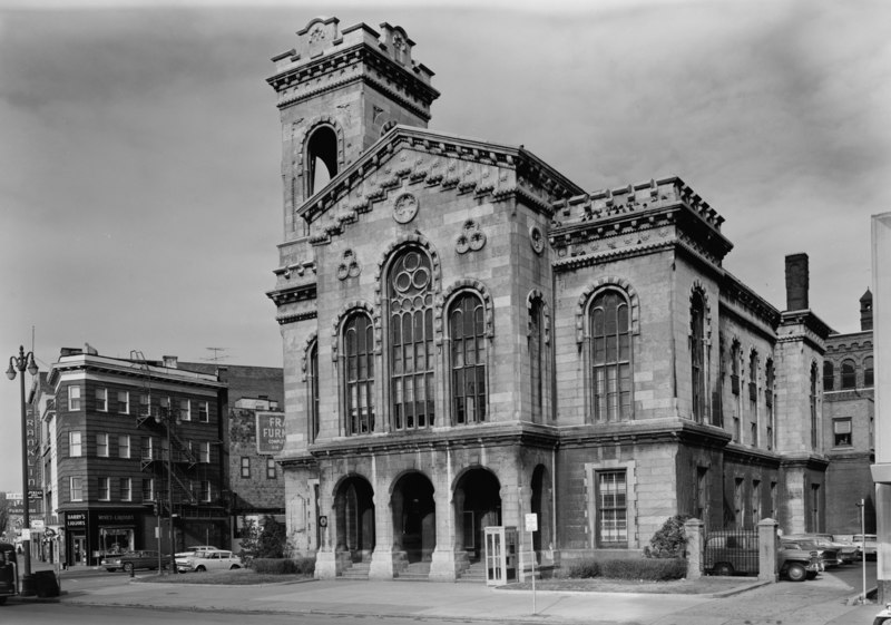 File:SOUTH FRONT AND EAST FLANK - Old Onondaga County Courthouse, Clinton Square, Syracuse, Onondaga County, NY HABS NY,34-SYRA,13-2 (cropped).tif
