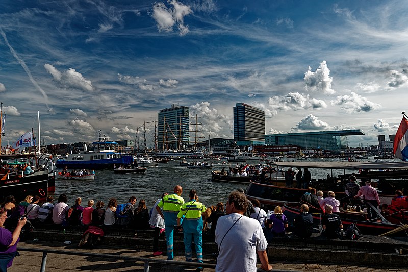 File:Sail Amsterdam - Noordwal - View SSE.jpg