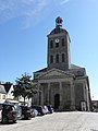 Saint-Georges-sur-Loire (49) Église Saint-Georges - Extérieur 01.jpg