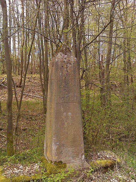 File:Scherfede, Preußischer Ganzmeilenstein.jpg